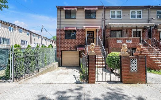 Single Family House For Sale in Brooklyn New York 3 Beds 2 Baths