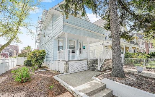 Multi Family House For Sale in Brooklyn New York 6 Beds 3 Baths