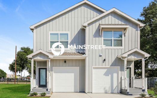 Single Family For Rent in Dallas Texas 3 Beds 3 Baths