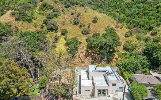 Lot for Sale in Los Angeles, CA 90077 – 1 Bedroom, 1 Bath – $375000