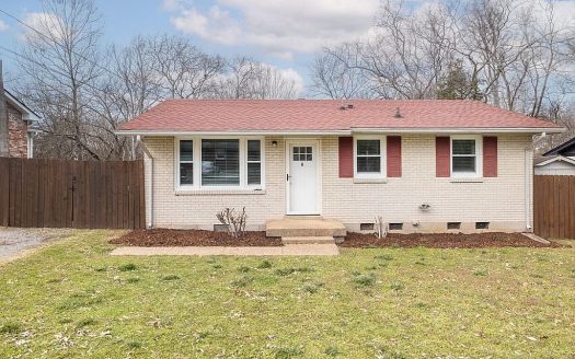 Single Family Home for Sale in Madison, TN 37115 – 2 Bedrooms, 1 Baths – $325000