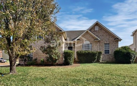 3-Bedroom Single Family Home for Rent in Antioch, TN 37013 – $2360/mo | 2 Baths | Updated 2025
