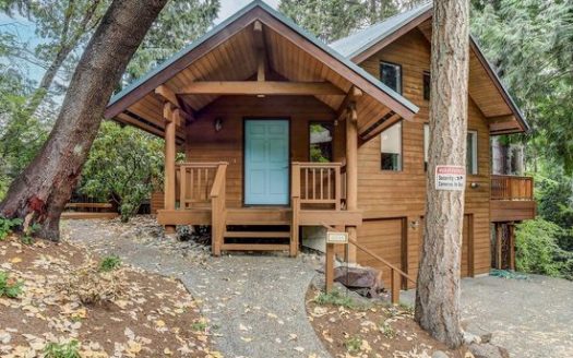 4-Bedroom Single Family Home for Rent in Seattle, WA 98125 – $4900/mo | 3 Baths | Updated 2025