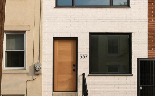 Townhouse for Sale in Philadelphia, PA 19147 – 3 Bedrooms, 3 Baths – $470000