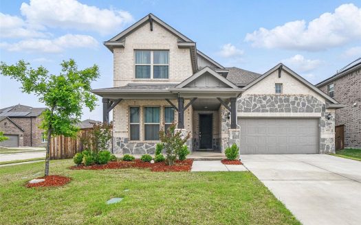 Single Family Home for Sale in Fort Worth, TX 76131 – 4 Bedrooms, 4 Baths – $539900