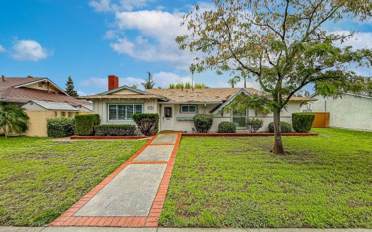 Single Family Home for Sale in West Hills, CA 91307 – 4 Bedrooms, 3 Baths – $888888