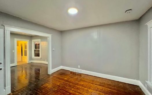 3-Bedroom Apartment for Rent in Buffalo, NY 14214 – $1200/mo | 1 Baths | Updated 2025