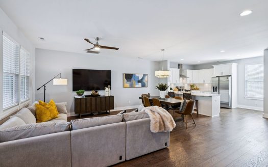 Condo for Sale in Nashville, TN 37208 – 4 Bedrooms, 4 Baths – $559000
