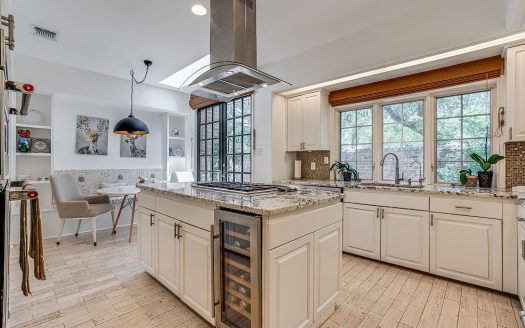 Townhouse for Sale in San Antonio, TX 78230 – 3 Bedrooms, 4 Baths – $570000