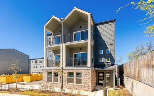 Condo for Sale in San Antonio, TX 78209 – 3 Bedrooms, 4 Baths – $425000