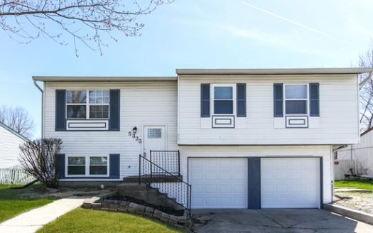 4-Bedroom Single Family Home for Rent in Indianapolis, IN 46237 – $1695/mo | 2 Baths | Updated 2025