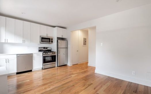 1-Bedroom Townhouse for Rent in Kew Gardens, NY 11415 – $2195/mo | 1 Baths | Updated 2025