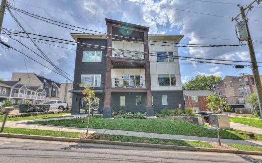Condo for Sale in Nashville, TN 37203 – 2 Bedrooms, 2 Baths – $614000