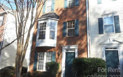 2-Bedroom Townhouse  for Rent in Charlotte, NC 28277 – $1950/mo | 3 Baths | Updated 2025