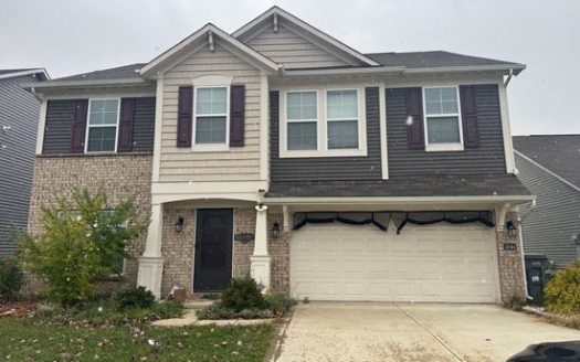 5-Bedroom Single Family Home for Rent in Indianapolis, IN 46237 – $2400/mo | 3 Baths | Updated 2025