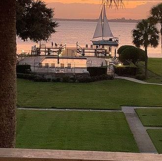 2-Bedroom Townhouse for Rent in Jacksonville, FL 32207 – $2495/mo | 2 Baths | Updated 2025