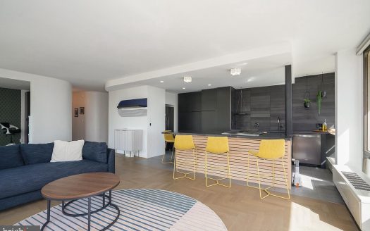 Condo for Sale in Philadelphia, PA 19106 – 1 Bedroom, 2 Baths – $699000