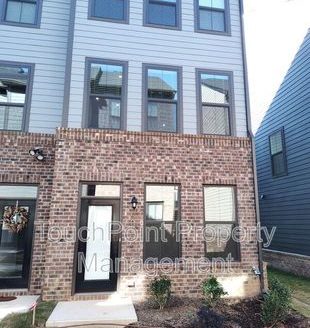 3-Bedroom Townhouse  for Rent in Charlotte, NC 28217 – $2280/mo | 4 Baths | Updated 2025