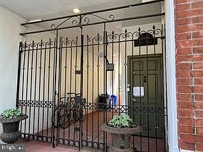 Condo for Sale in Philadelphia, PA 19147 – 1 Bedroom, 1 Bath – $319900