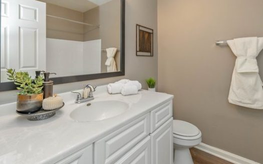 2-Bedroom Apartment for Rent in Indianapolis, IN 46227 – $1075/mo | 1 Baths | Updated 2025