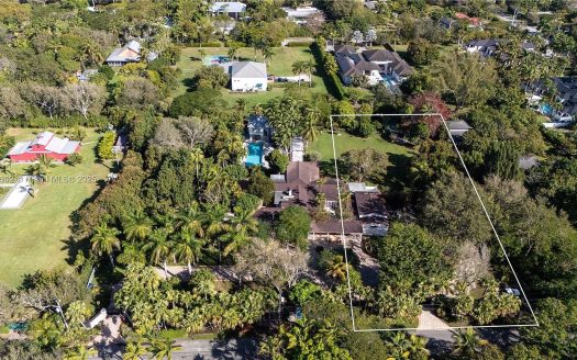 Lot for Sale in South Miami, FL 33143 – 1 Bedroom, 1 Bath – $5700000