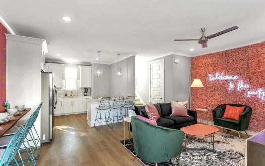 Townhouse for Sale in Nashville, TN 37207 – 2 Bedrooms, 3 Baths – $429000