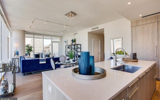 Condo for Sale in Philadelphia, PA 19107 – 3 Bedrooms, 3 Baths – $2085000