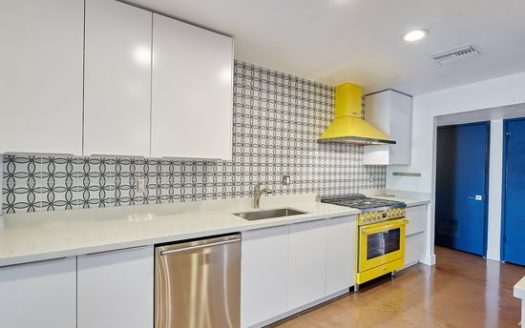 4-Bedroom Single Family Home for Rent in Phoenix, AZ 85013 – $3095/mo | 2 Baths | Updated 2025