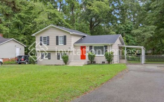 3-Bedroom Single Family Home for Rent in Charlotte, NC 28215 – $1790/mo | 2 Baths | Updated 2025