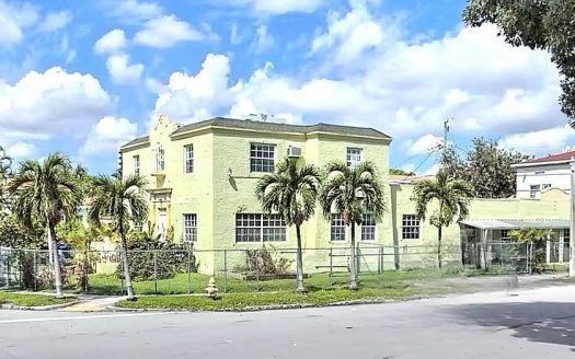 Multi Family Home for Sale in Miami, FL 33135 – 6 Bedrooms, 4 Baths – $1899000