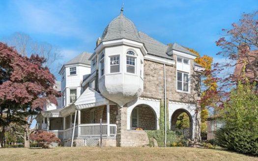 1-Bedroom Single Family Home for Rent in Philadelphia, PA 19128 – $1450/mo | 1 Baths | Updated 2025