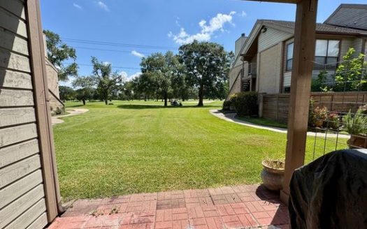 1-Bedroom Townhouse  for Rent in Houston, TX 77036 – $1000/mo | 1 Baths | Updated 2025