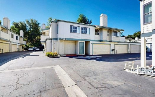 Townhouse for Sale in Sunland, CA 91040 – 2 Bedrooms, 2 Baths – $549999