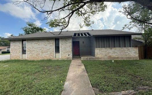 5-Bedroom Single Family Home for Rent in Austin, TX 78724 – $2399/mo | 2 Baths | Updated 2025