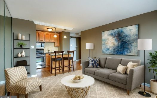 Condo for Sale in Philadelphia, PA 19103 – 1 Bedroom, 1 Bath – $240000