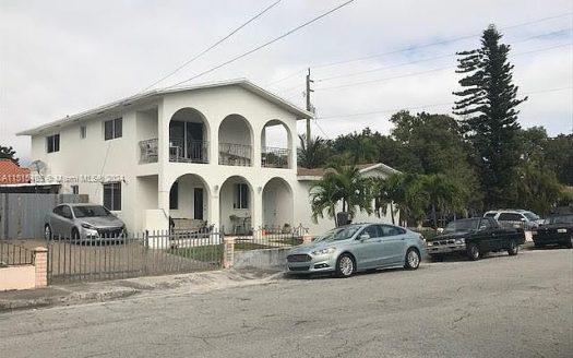 Multi Family Home for Sale in Miami, FL 33135 – 1 Bedrooms, 1 Baths – $1950000