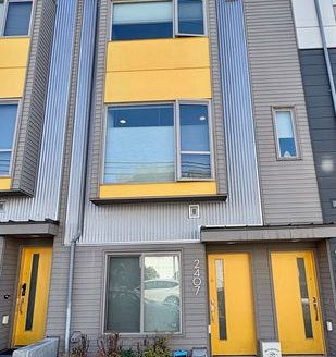3-Bedroom Townhouse  for Rent in Seattle, WA 98144 – $3200/mo | 3 Baths | Updated 2025