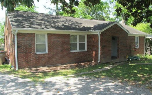 Multi Family Home for Sale in Nashville, TN 37214 – 4 Bedrooms, 1 Baths – $369000