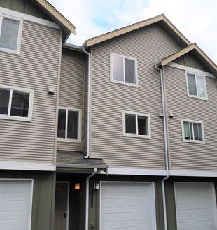 3-Bedroom Single Family Home for Rent in Seattle, WA 98125 – $3195/mo | 3 Baths | Updated 2025