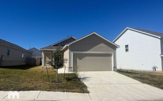 3-Bedroom Single Family Home for Rent in San Antonio, TX 78245 – $1395/mo | 2 Baths | Updated 2025