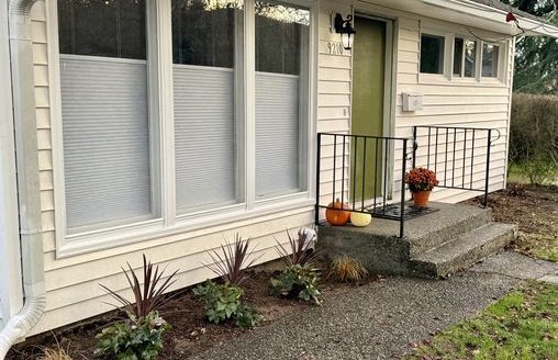 3-Bedroom Single Family Home for Rent in Seattle, WA 98126 – $3495/mo | 2 Baths | Updated 2025