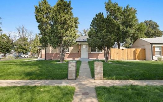 2-Bedroom Townhouse  for Rent in Denver, CO 80205 – $2500/mo | 1 Baths | Updated 2025