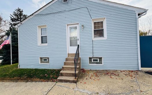 Single Family Home for Sale in Philadelphia, PA 19111 – 2 Bedrooms, 1 Baths – $349000