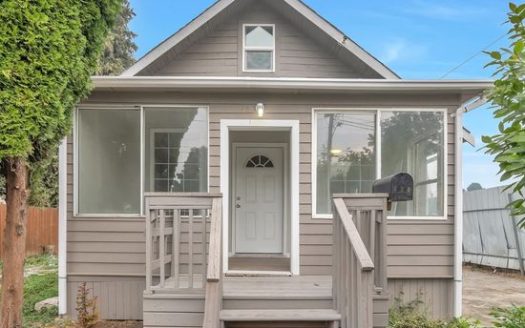 4-Bedroom Single Family Home for Rent in Seattle, WA 98108 – $3000/mo | 1 Baths | Updated 2025