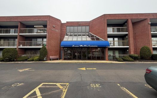 Condo for Sale in Philadelphia, PA 19115 – 1 Bedroom, 2 Baths – $280000