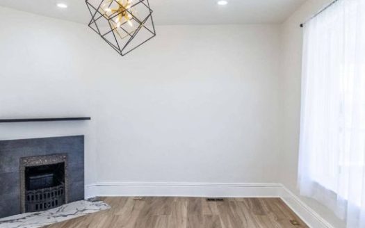 3-Bedroom Townhouse for Rent in Denver, CO 80223 – $2800/mo | 3 Baths | Updated 2025
