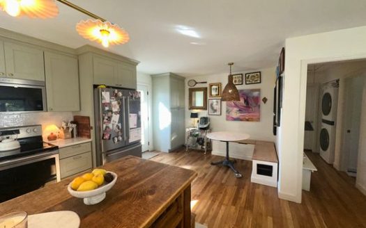 2-Bedroom Single Family Home for Rent in Nashville, TN 37209 – $2500/mo | 1 Baths | Updated 2025