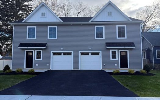 3-Bedroom Multi Family Home for Rent in Goshen, NY 10924 – $3700/mo | 3 Baths | Updated 2025