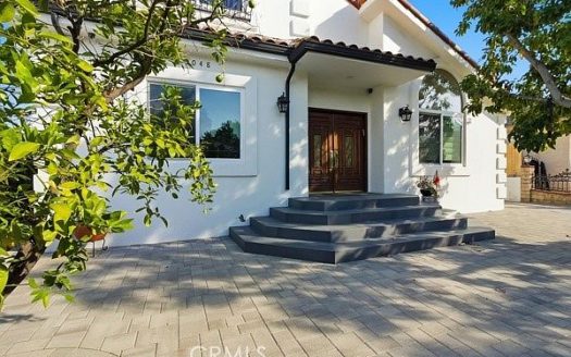 Single Family Home for Sale in Encino, CA 91316 – 6 Bedrooms, 7 Baths – $2485000