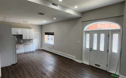 3-Bedroom Townhouse  for Rent in Philadelphia, PA 19145 – $2300/mo | 3 Baths | Updated 2025